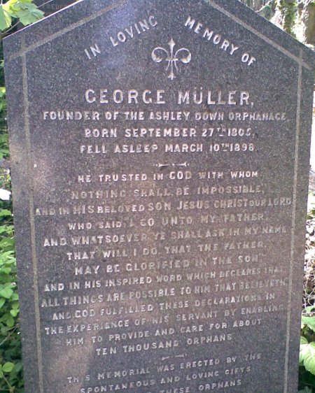 photo of George Müller's gravestone
